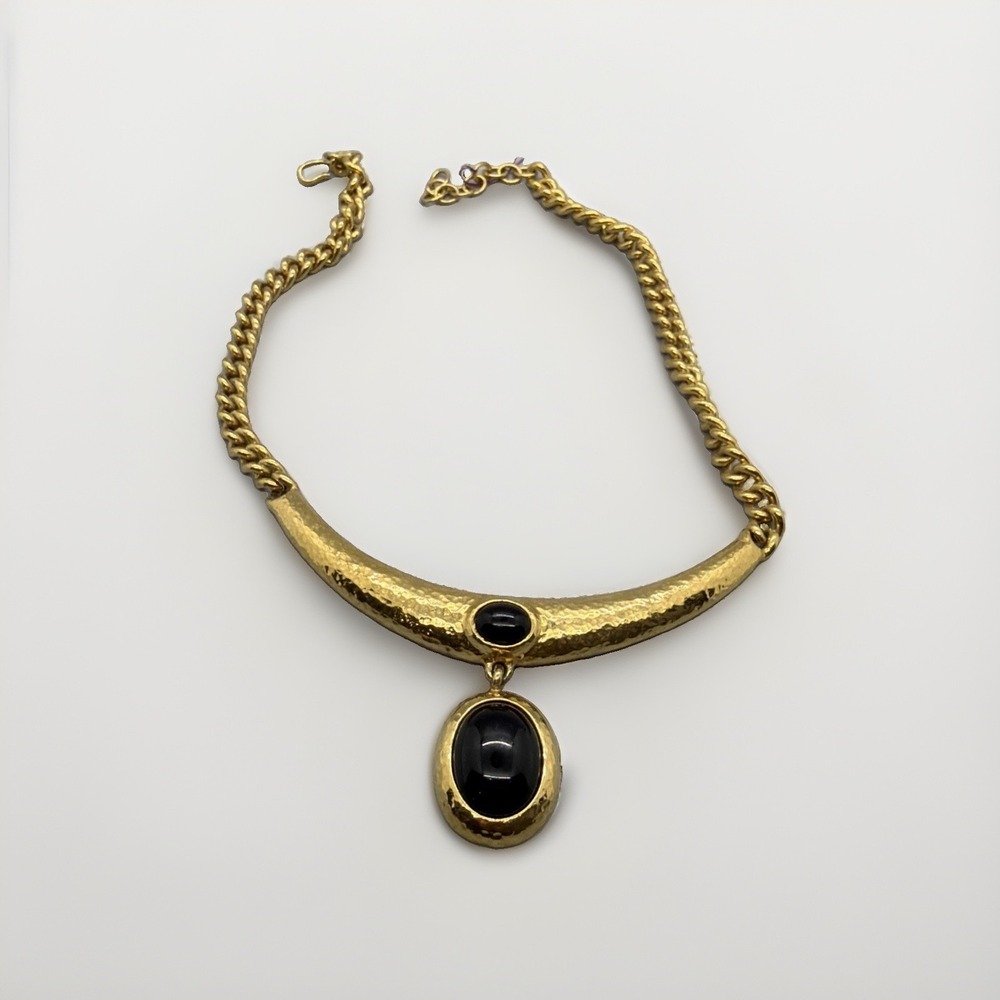 VTG  Monet Open Link Chain Hammered Chunky Pendant Double Black Cabochon Center